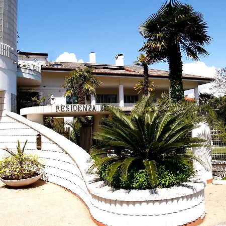 Apartmán Residenza Zaccolo Lignano Sabbiadoro Exteriér fotografie