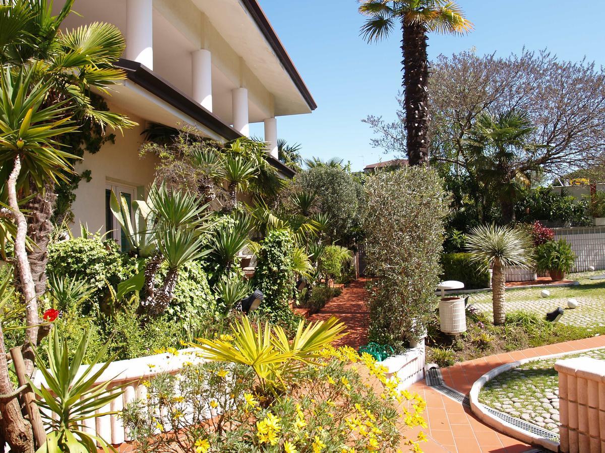 Apartmán Residenza Zaccolo Lignano Sabbiadoro Exteriér fotografie