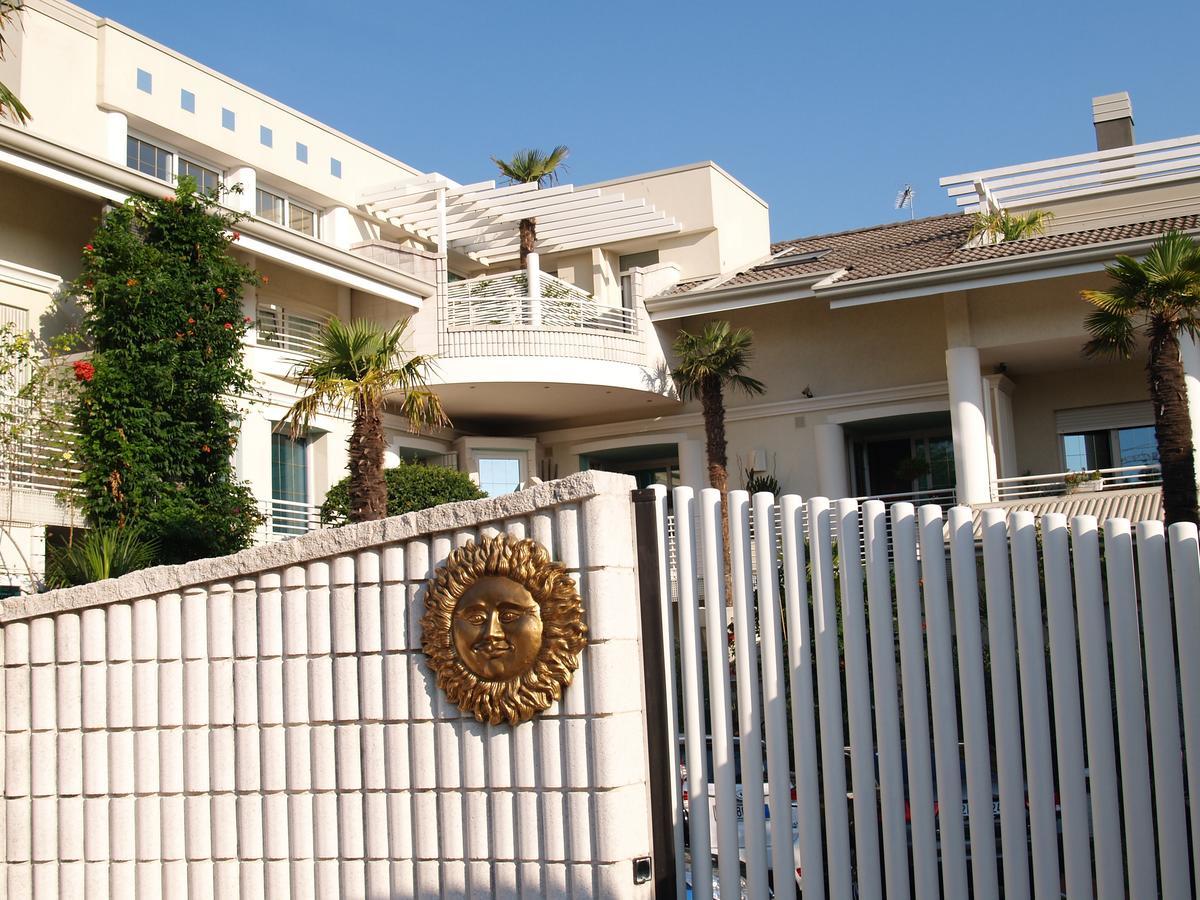 Apartmán Residenza Zaccolo Lignano Sabbiadoro Exteriér fotografie